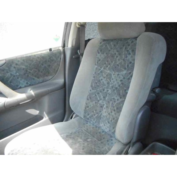 mazda 323 berlina f/s (bj) del año 2000