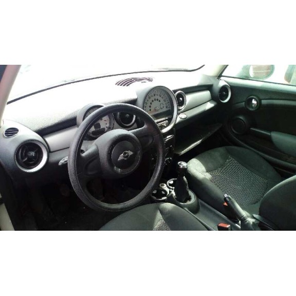 bmw mini (r56) del año 2010