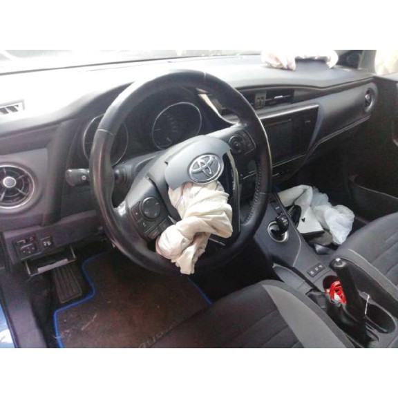 toyota auris touring sports (e18) del año 2016