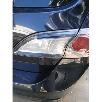 Recambio de piloto trasero derecho interior para mazda 3 (bl) 1.6 mzr (bl14) referencia OEM IAM P8241  