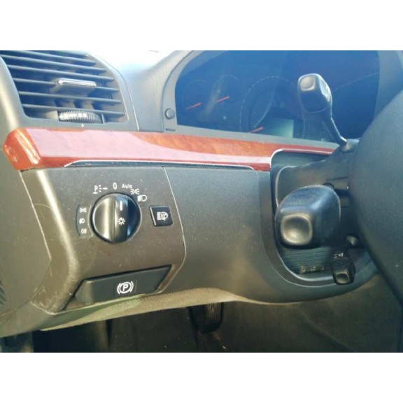 mercedes-benz clase s (w220) berlina del año 2004