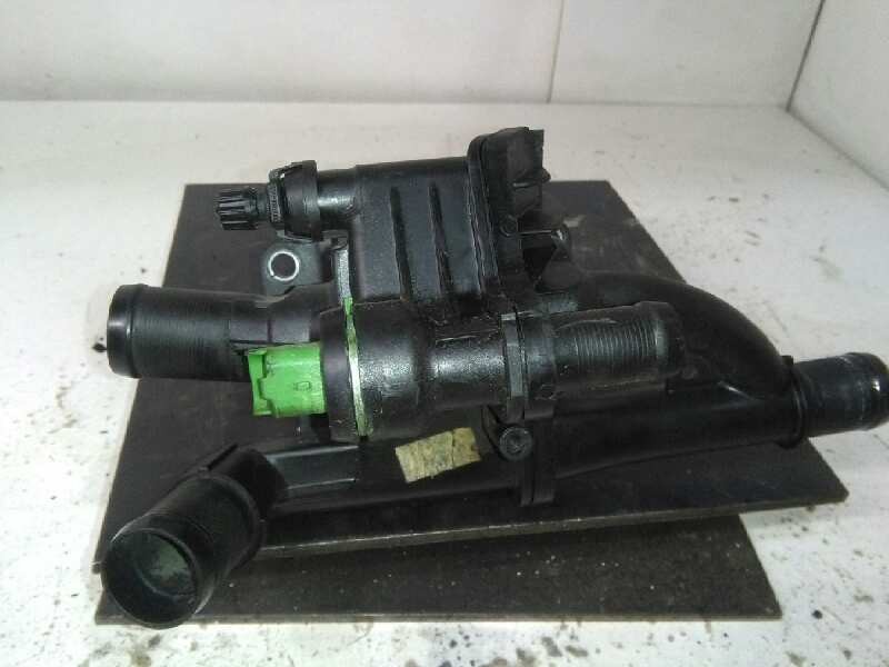 Recambio de termostato para peugeot 207 1.6 16v hdi referencia OEM IAM 9660660380  