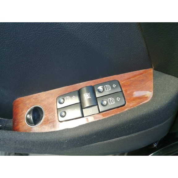 mercedes-benz clase s (w220) berlina del año 2004