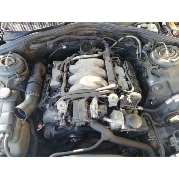 mercedes-benz clase s (w220) berlina del año 2004