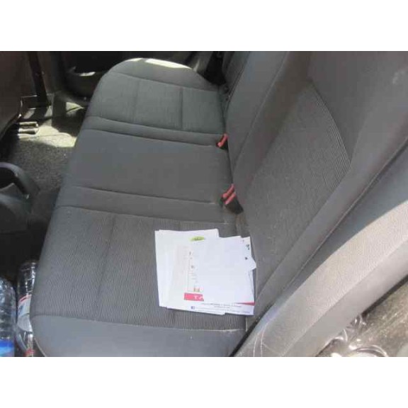 volkswagen golf v berlina (1k1) del año 2007