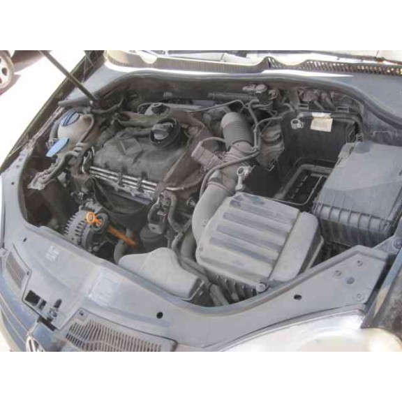 volkswagen golf v berlina (1k1) del año 2007