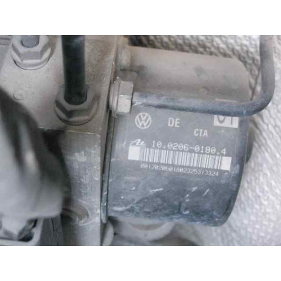 volkswagen golf v berlina (1k1) del año 2007