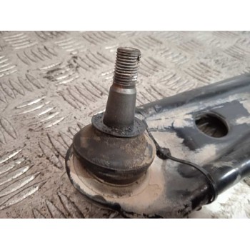 Recambio de brazo suspension inferior delantero izquierdo para toyota urban cruiser active referencia OEM IAM  SILENTBLOCK MAL 