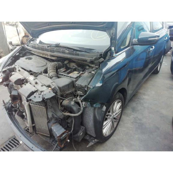 kia carens ( ) del año 2018