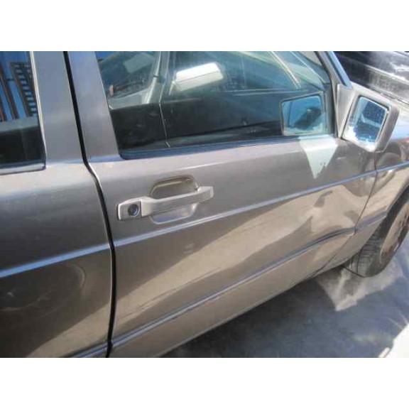 mercedes-benz clase c (w201) berlina del año 1990