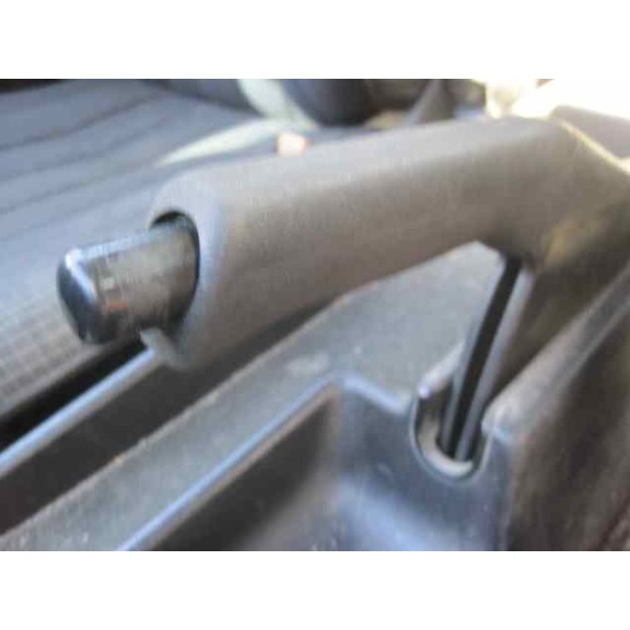 mercedes-benz clase c (w201) berlina del año 1990