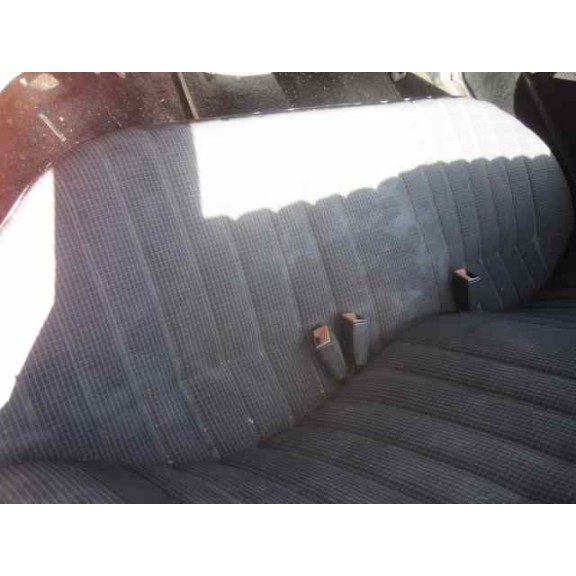 mercedes-benz clase c (w201) berlina del año 1990