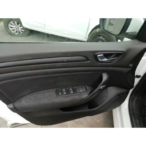 renault megane iv berlina 5p del año 2017