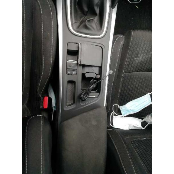 renault megane iv berlina 5p del año 2017