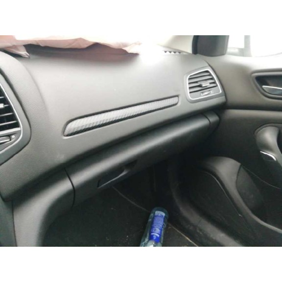 renault megane iv berlina 5p del año 2017