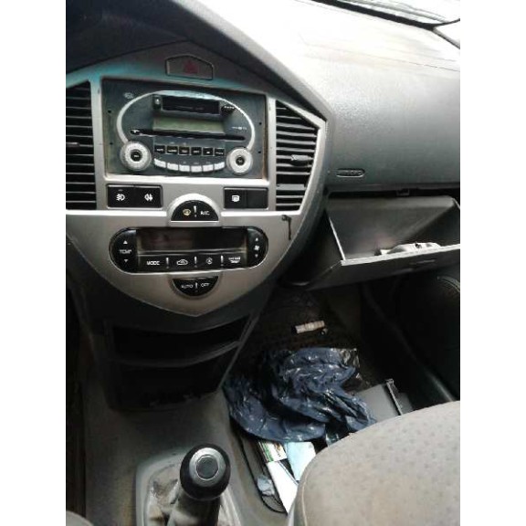 kia carens del año 2005