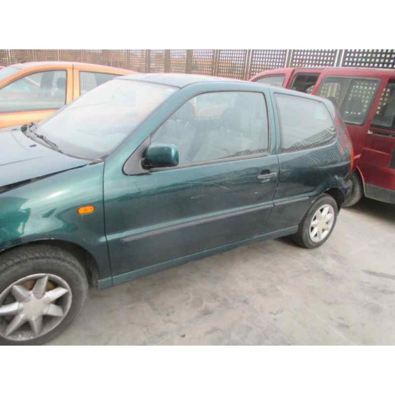 volkswagen polo berlina (6n1) del año 1995