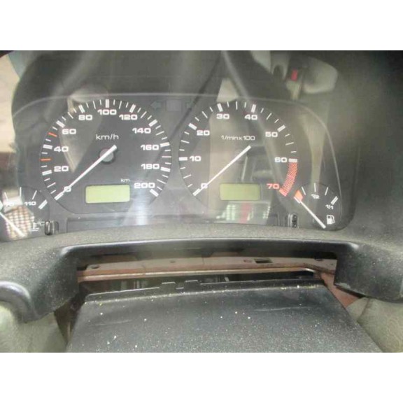 volkswagen polo berlina (6n1) del año 1995