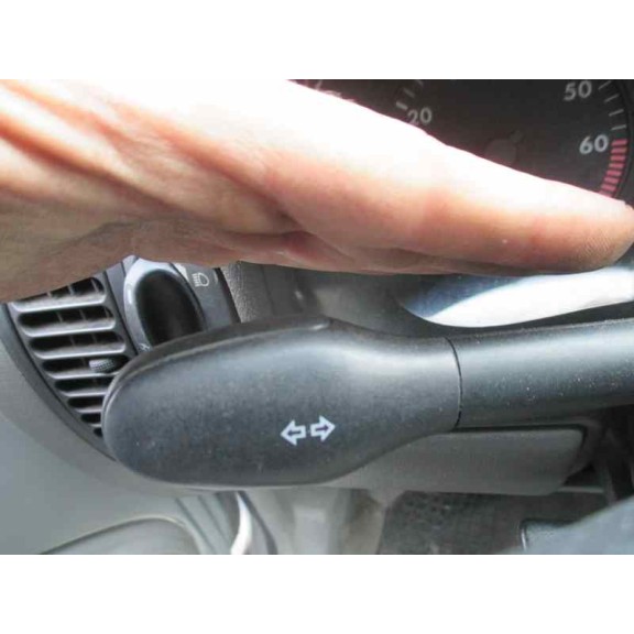 seat arosa (6h1) del año 2000