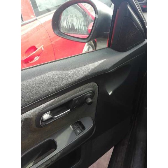 seat ibiza (6l1) del año 2004