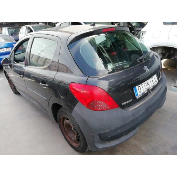 peugeot 207 del año 2006