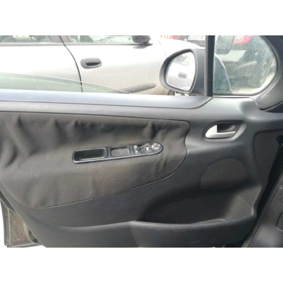 peugeot 207 del año 2006