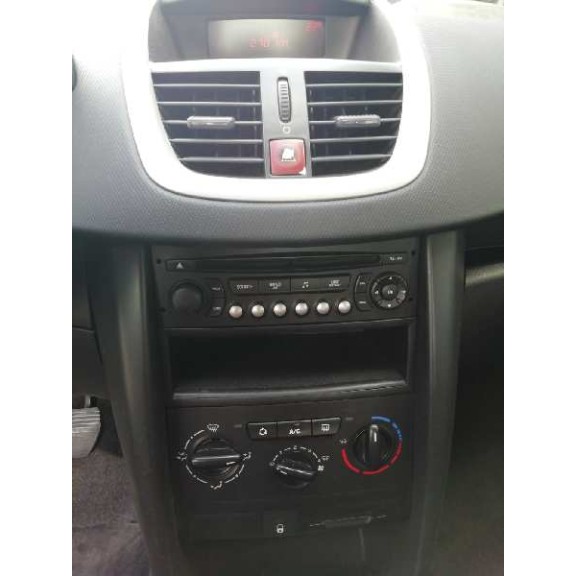 peugeot 207 del año 2006