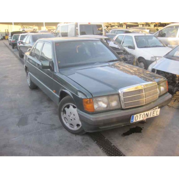 mercedes-benz clase c (w201) berlina del año 1992