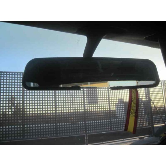 mercedes-benz clase c (w201) berlina del año 1992