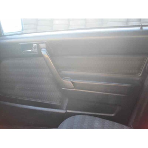 mercedes-benz clase c (w201) berlina del año 1992