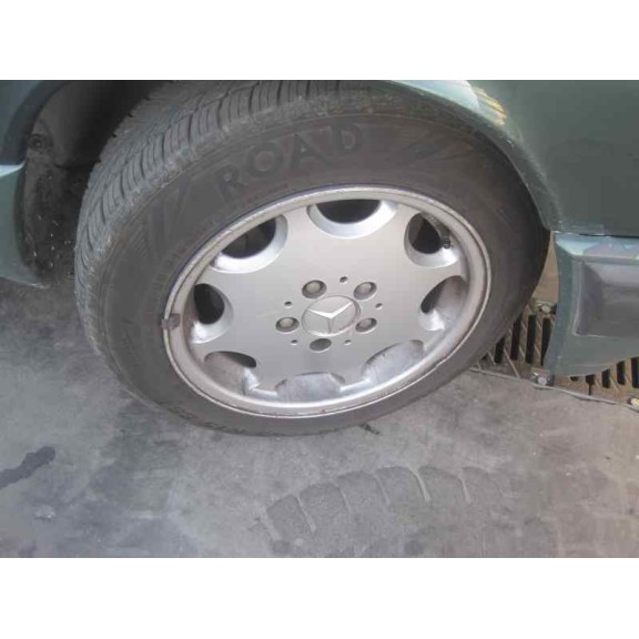 mercedes-benz clase c (w201) berlina del año 1992