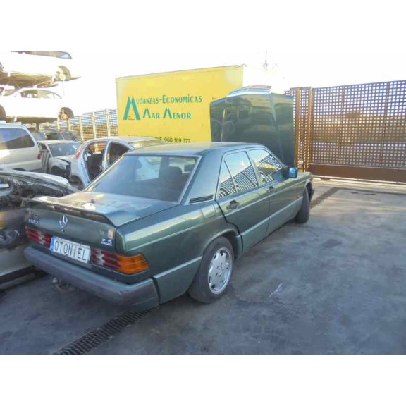 mercedes-benz clase c (w201) berlina del año 1992