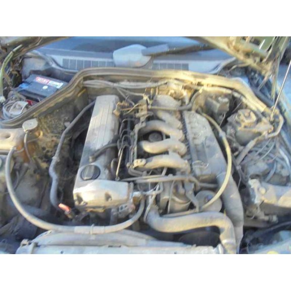 mercedes-benz clase c (w201) berlina del año 1992