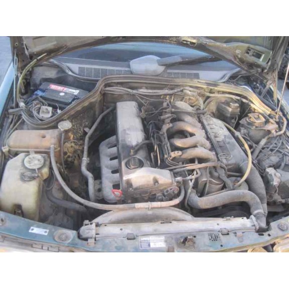 mercedes-benz clase c (w201) berlina del año 1992