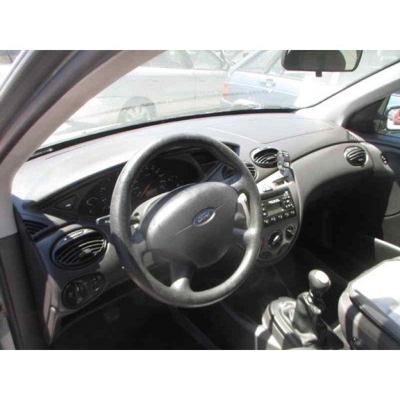 ford focus turnier (cak) del año 2002