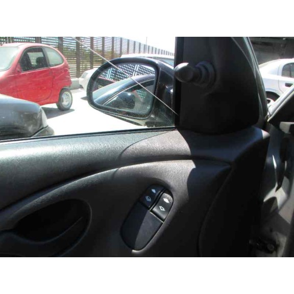 ford focus turnier (cak) del año 2002