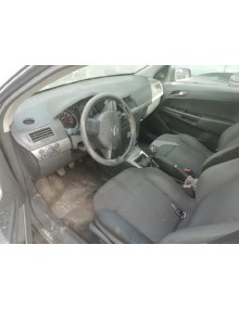 opel astra h berlina del año 2004 2