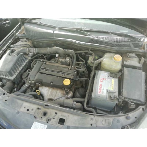 opel astra h berlina del año 2004