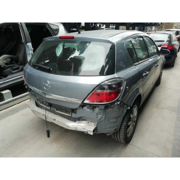 opel astra h berlina del año 2007