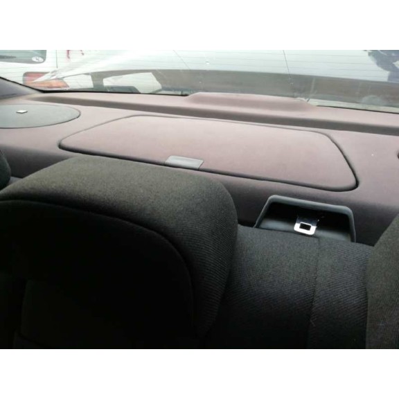 peugeot 607 (s1) del año 2001