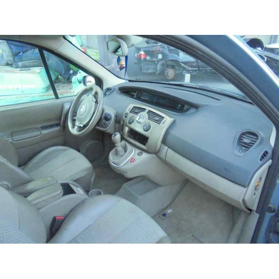 renault scenic ii del año 2004