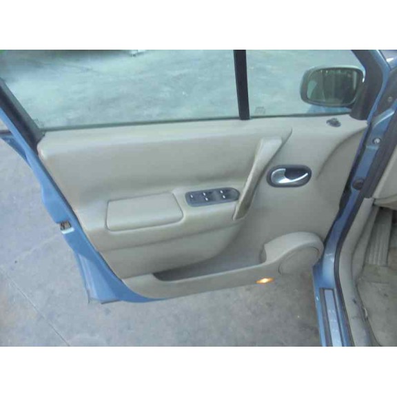 renault scenic ii del año 2004