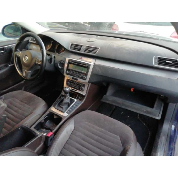 volkswagen passat berlina (3c2) del año 2010