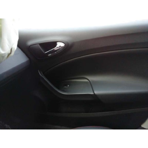 seat ibiza (6p1) del año 2017