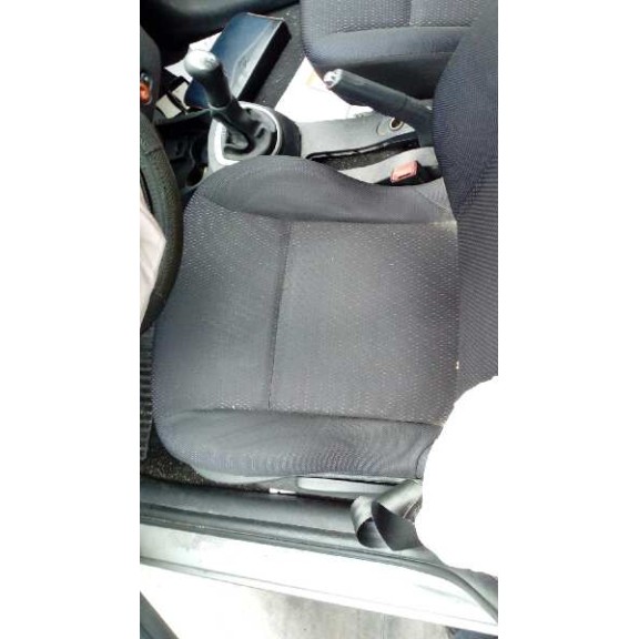 renault clio iii del año 2008