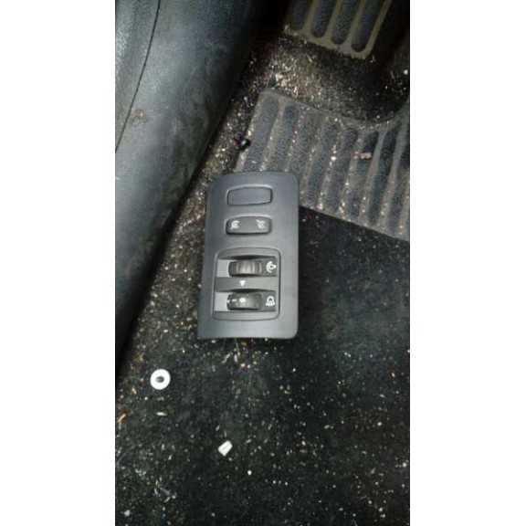 renault clio iii del año 2008