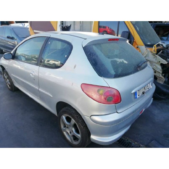 peugeot 206 berlina del año 2003