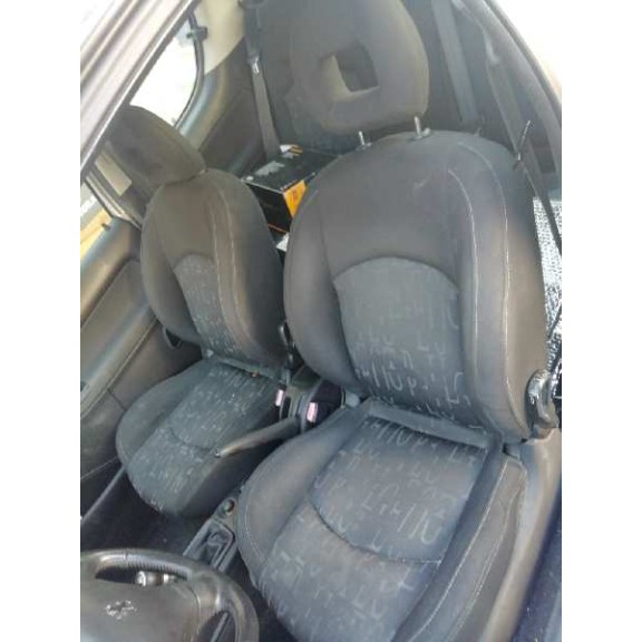 peugeot 206 berlina del año 2003