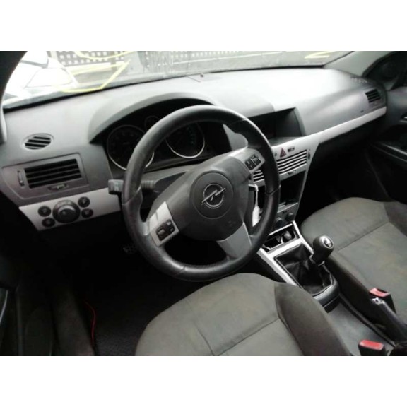 opel astra gtc del año 2005