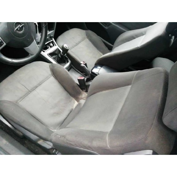 opel astra gtc del año 2005